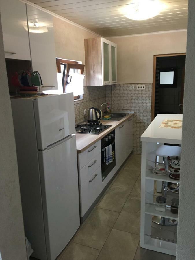 Apartman Anna Ogulin Zewnętrze zdjęcie
